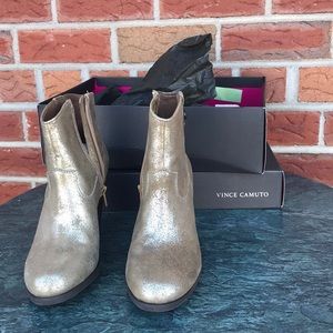 Vince Camuto “Hammerton Leather Ankle Boot”